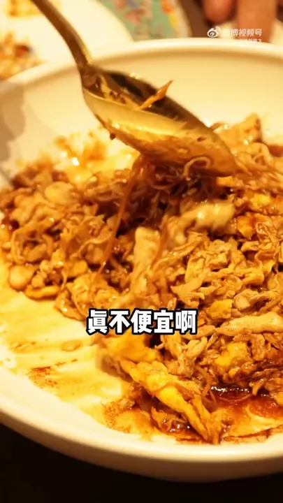 河豚鱼赛螃蟹