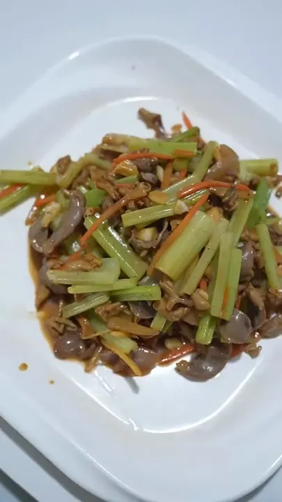 酸辣鸡杂