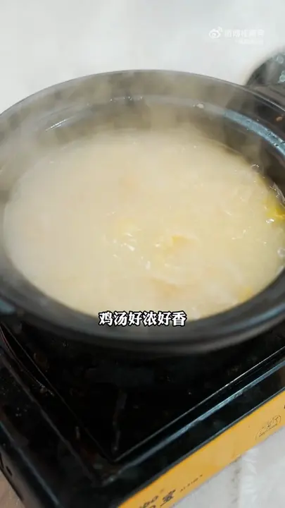 浓汤鸡煲翅