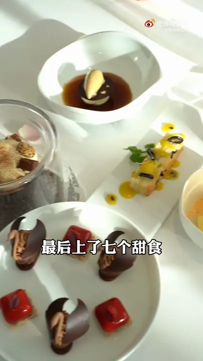 甜品拼盘