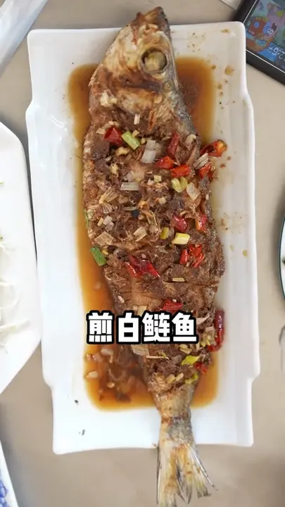 煎白鲢鱼