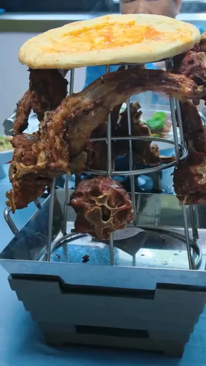红汤羊蝎子