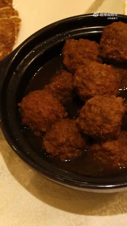 大蒜烧鲶鱼