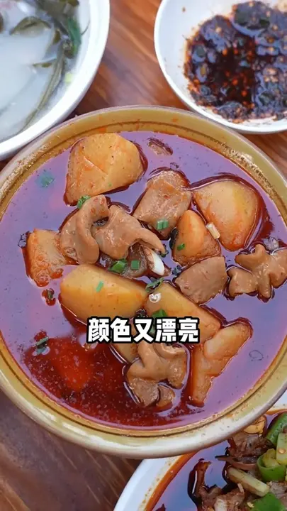 土豆烧肥肠