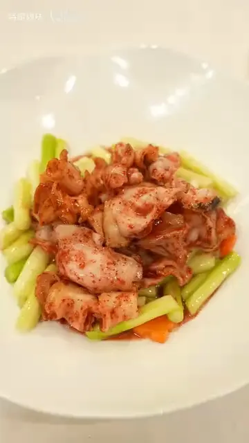 鱿鱼配黄瓜